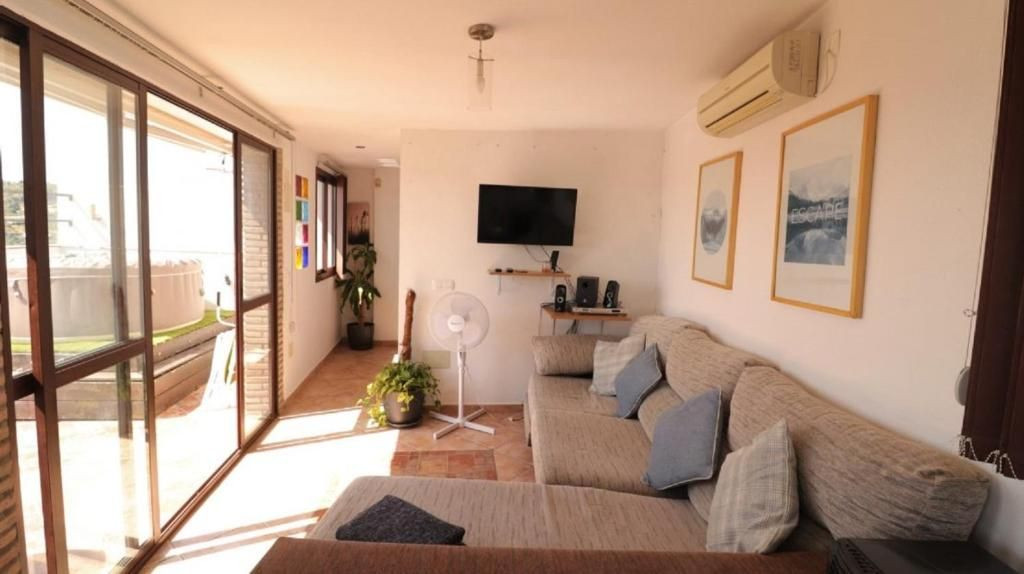 5 Bed Commercial unit for sale in Casarabonela Costa Del Sol, Málaga, Spain
