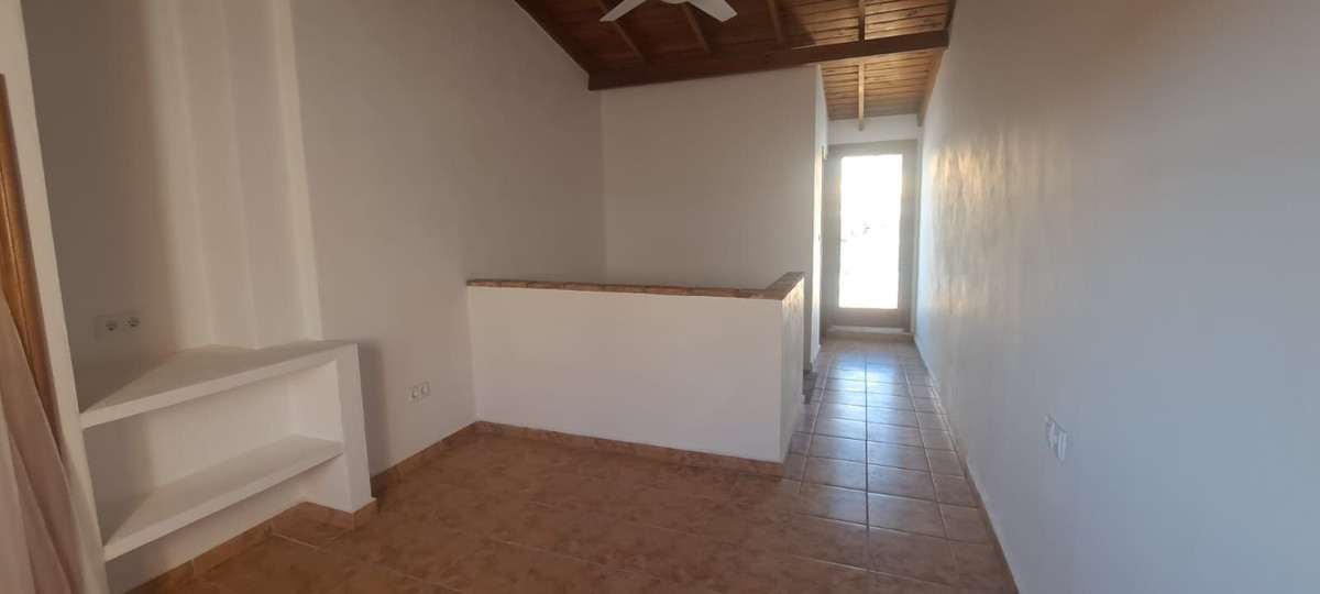 Se vende Villa - Chalet de 3 dormitorios en Costa Del Sol, Málaga, España