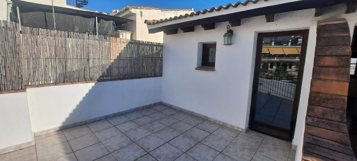 Se vende Villa - Chalet de 3 dormitorios en Costa Del Sol, Málaga, España
