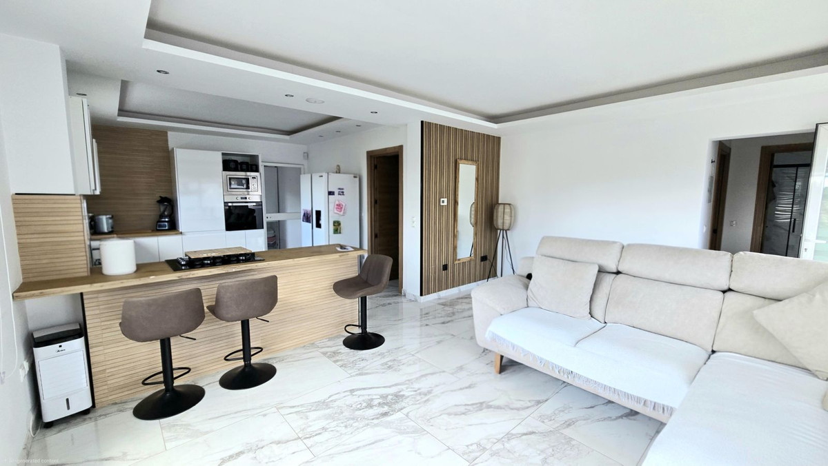 8 Bed Townhouse for sale in Riviera Del Sol Costa Del Sol, Málaga, Spain
