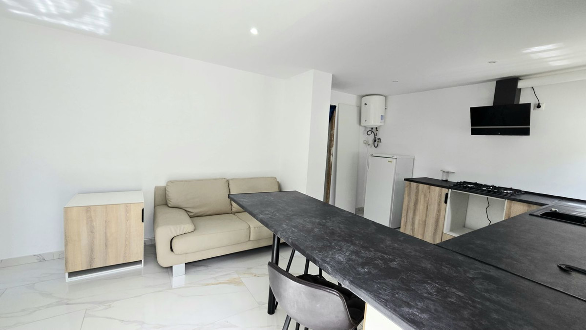 8 Bed Townhouse for sale in Riviera Del Sol Costa Del Sol, Málaga, Spain