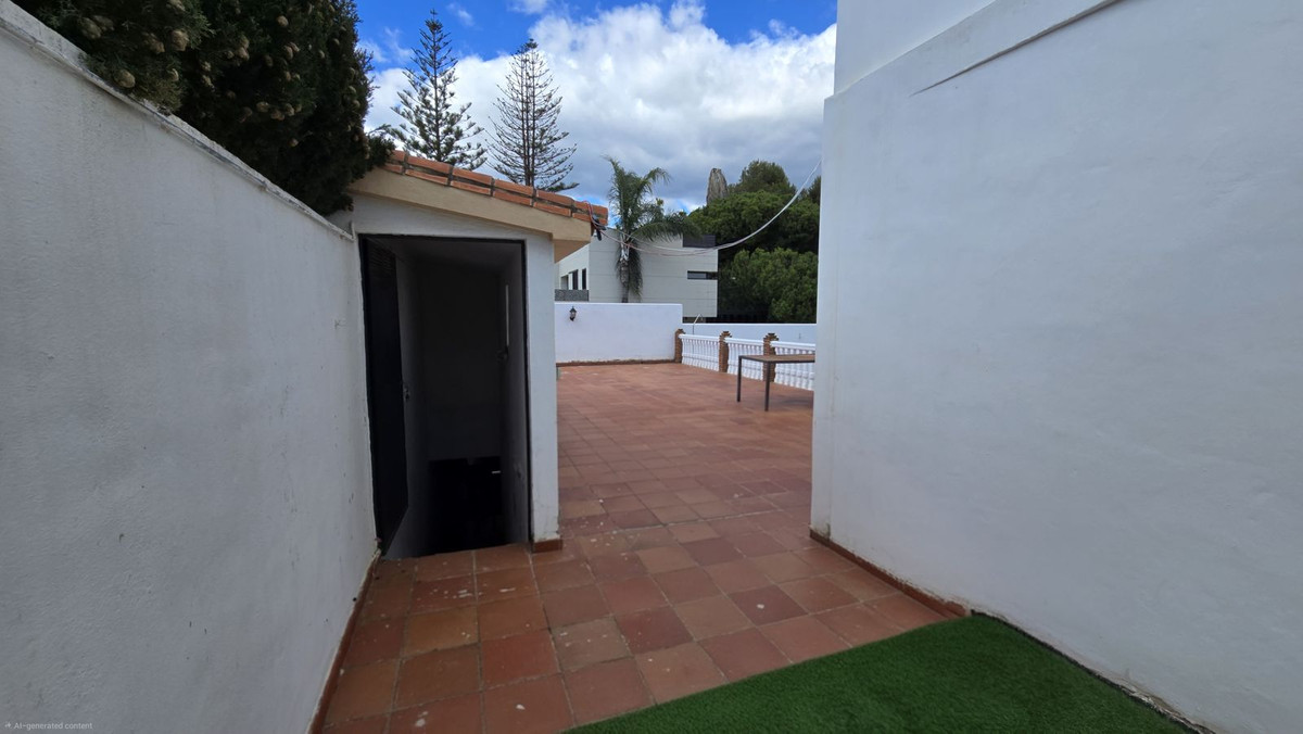 8 Bed Townhouse for sale in Riviera Del Sol Costa Del Sol, Málaga, Spain