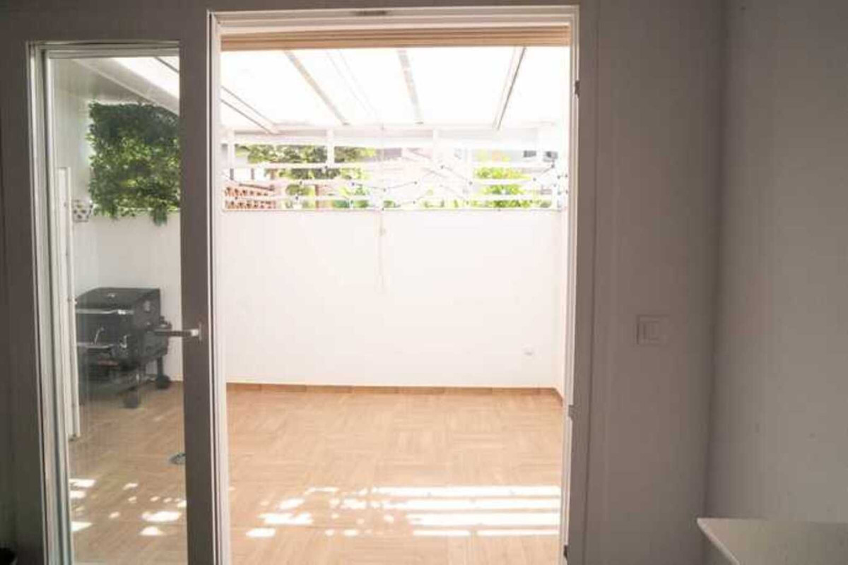 Se vende Adosada de 6 dormitorios en Costa Del Sol, Málaga, España