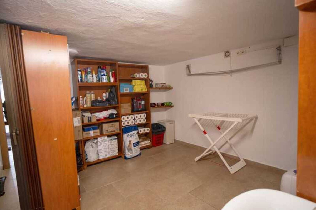 Se vende Adosada de 6 dormitorios en Costa Del Sol, Málaga, España