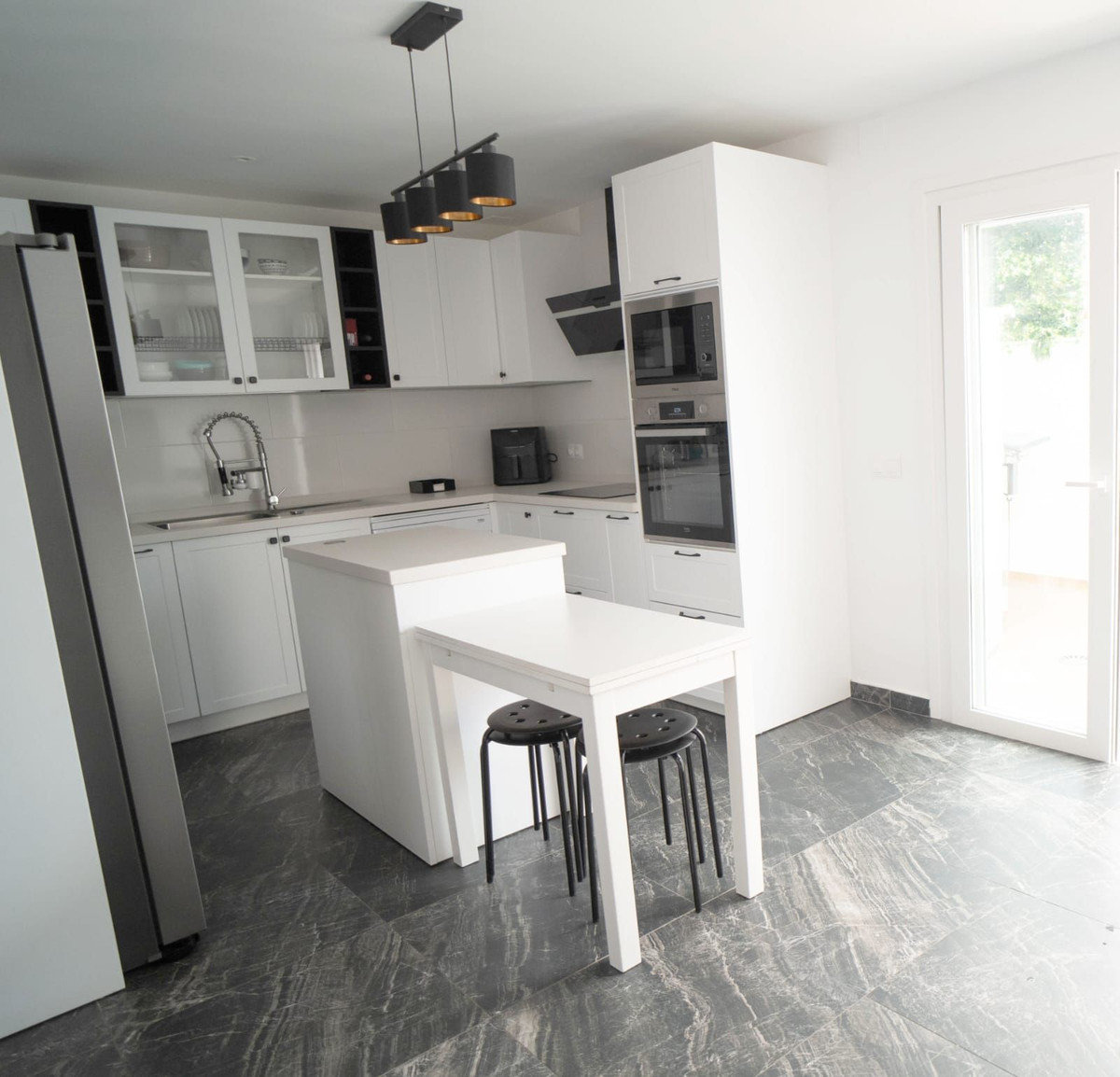 Se vende Adosada de 6 dormitorios en Costa Del Sol, Málaga, España