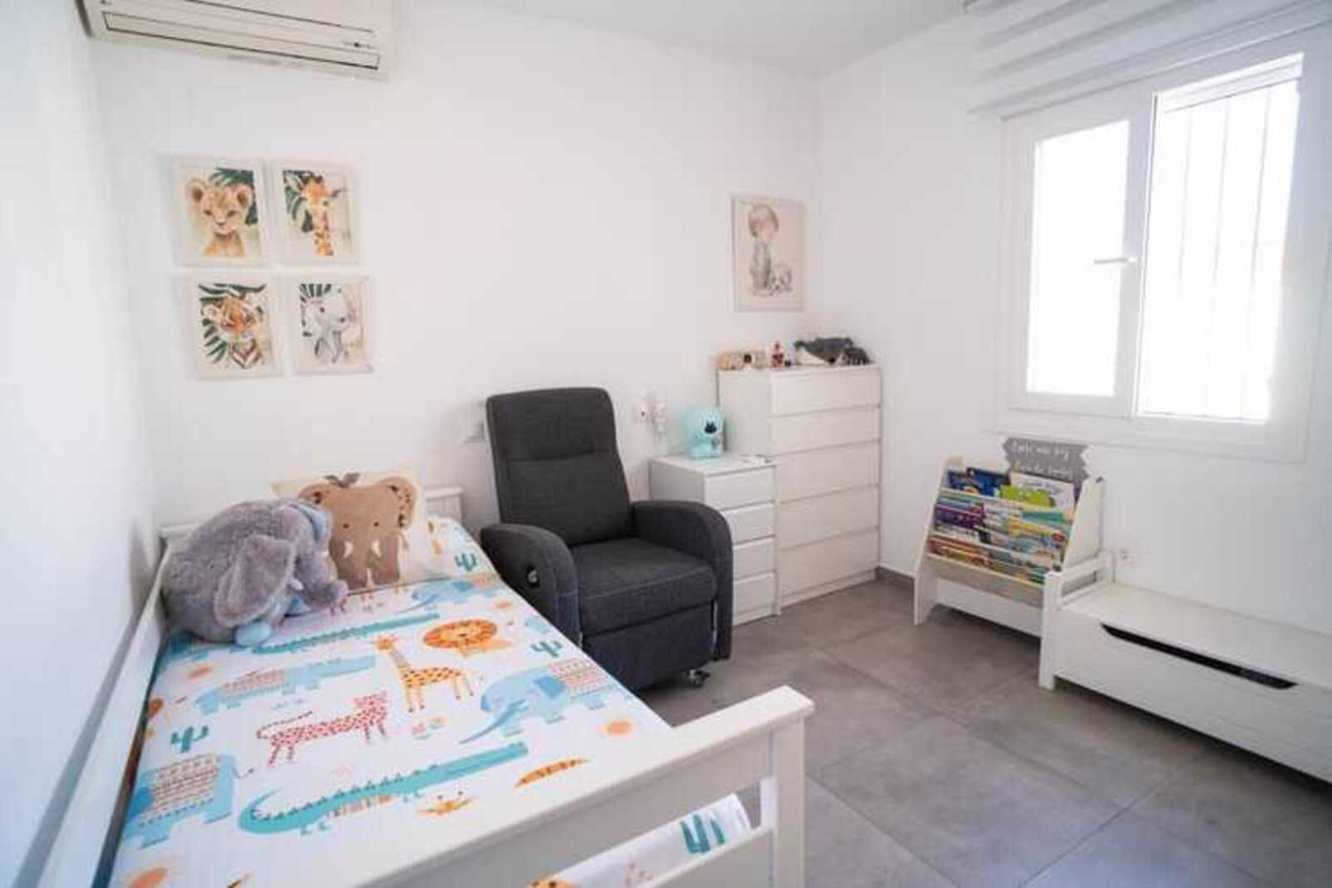 Se vende Adosada de 6 dormitorios en Costa Del Sol, Málaga, España