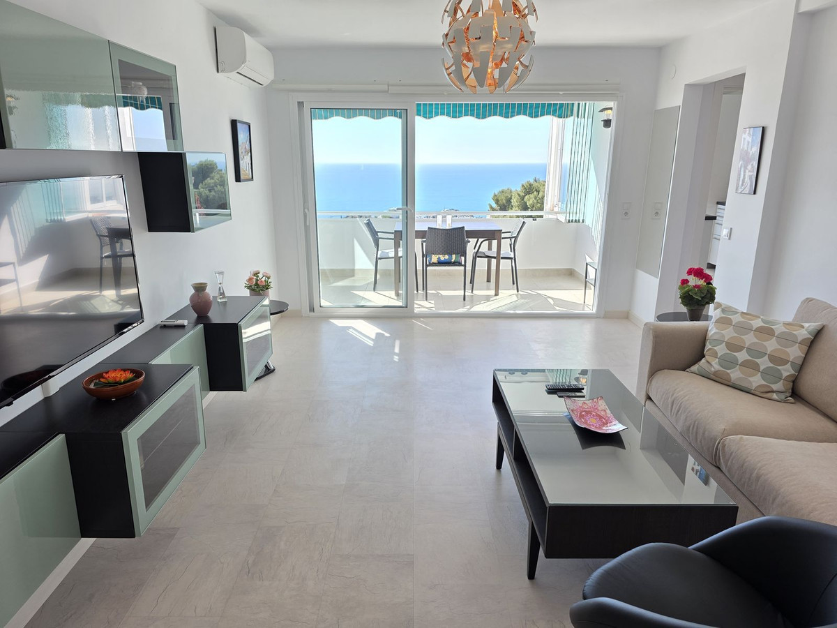 Se vende Apartamento en Planta Última de 3 dormitorios en Costa Del Sol, Málaga, España