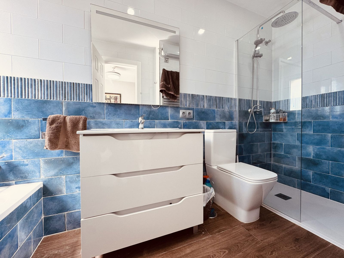 Se vende Adosada de 4 dormitorios en Costa Del Sol, Málaga, España