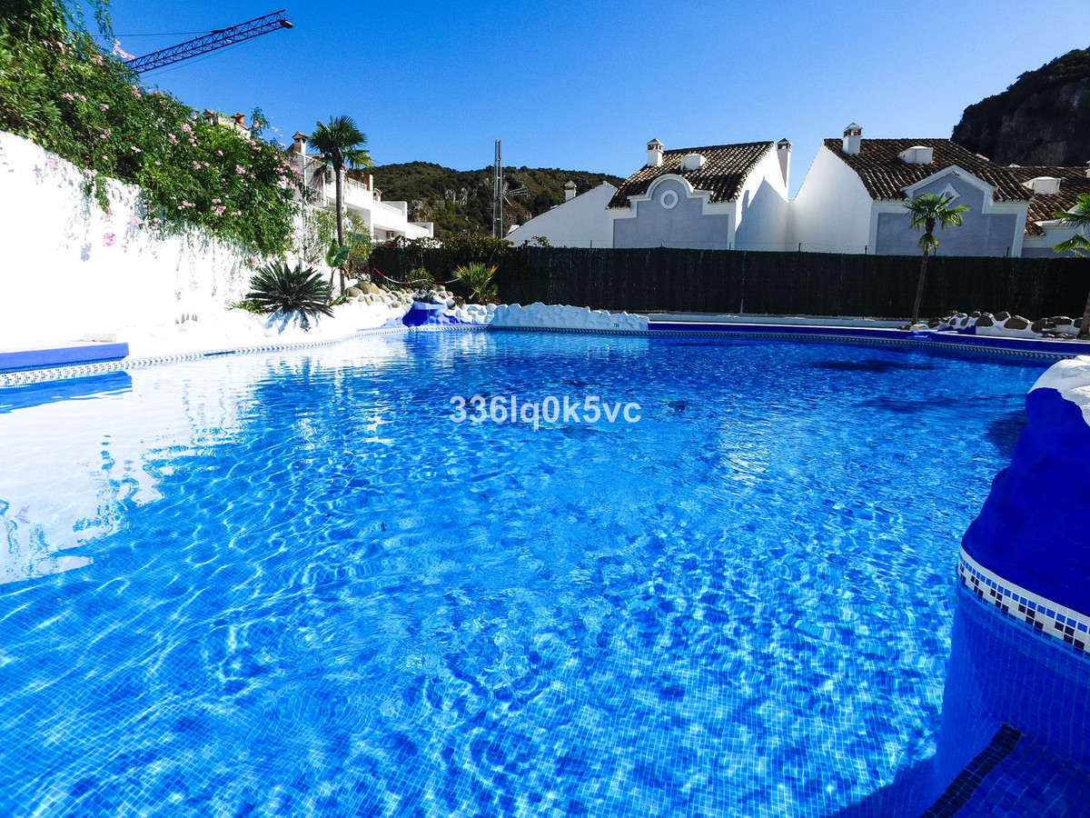 Se vende Apartamento Planta Media de 1 dormitorios en Costa Del Sol, Málaga, España