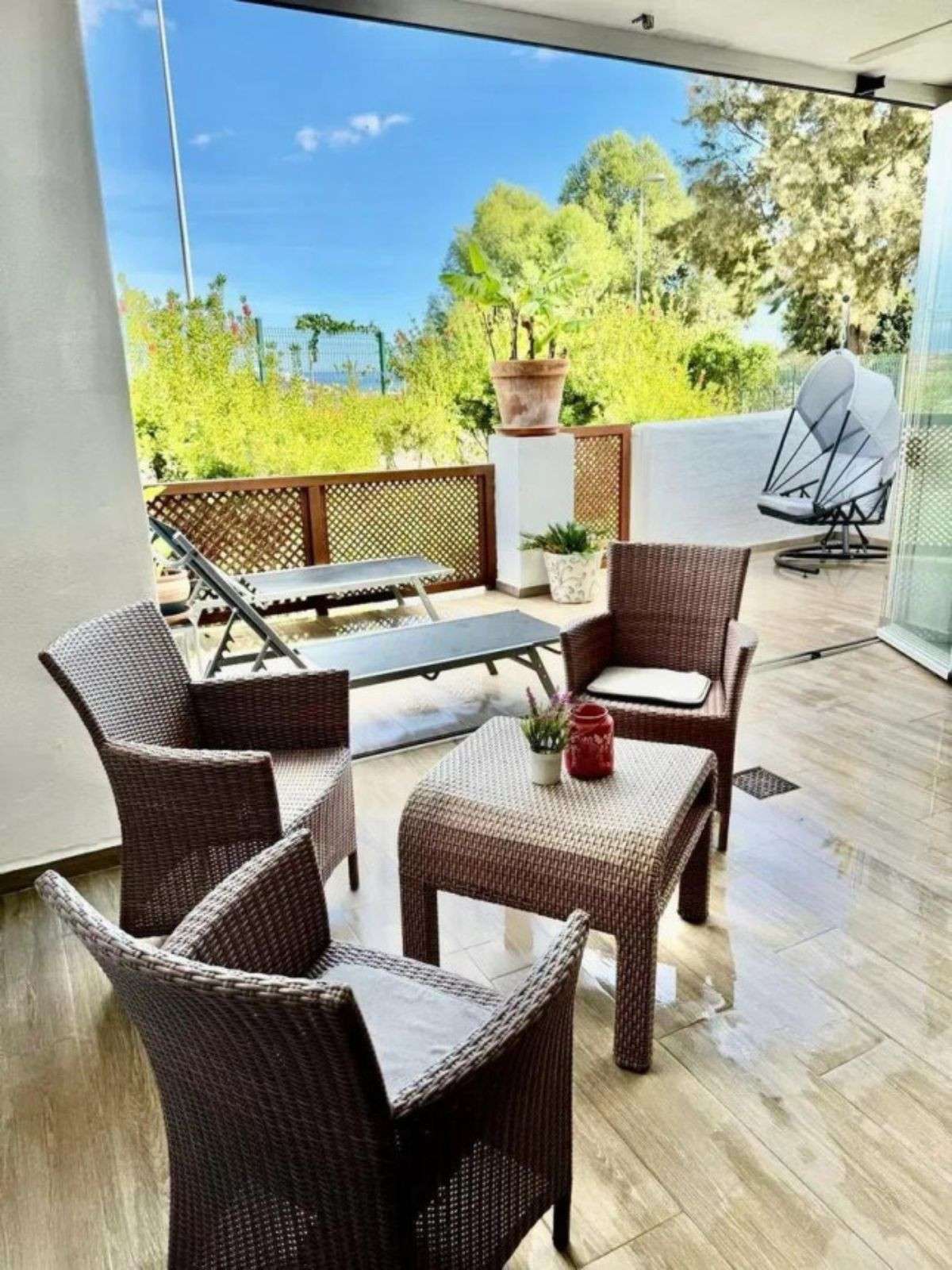 Se vende Apartamento Planta Baja de 2 dormitorios en Costa Del Sol, Málaga, España