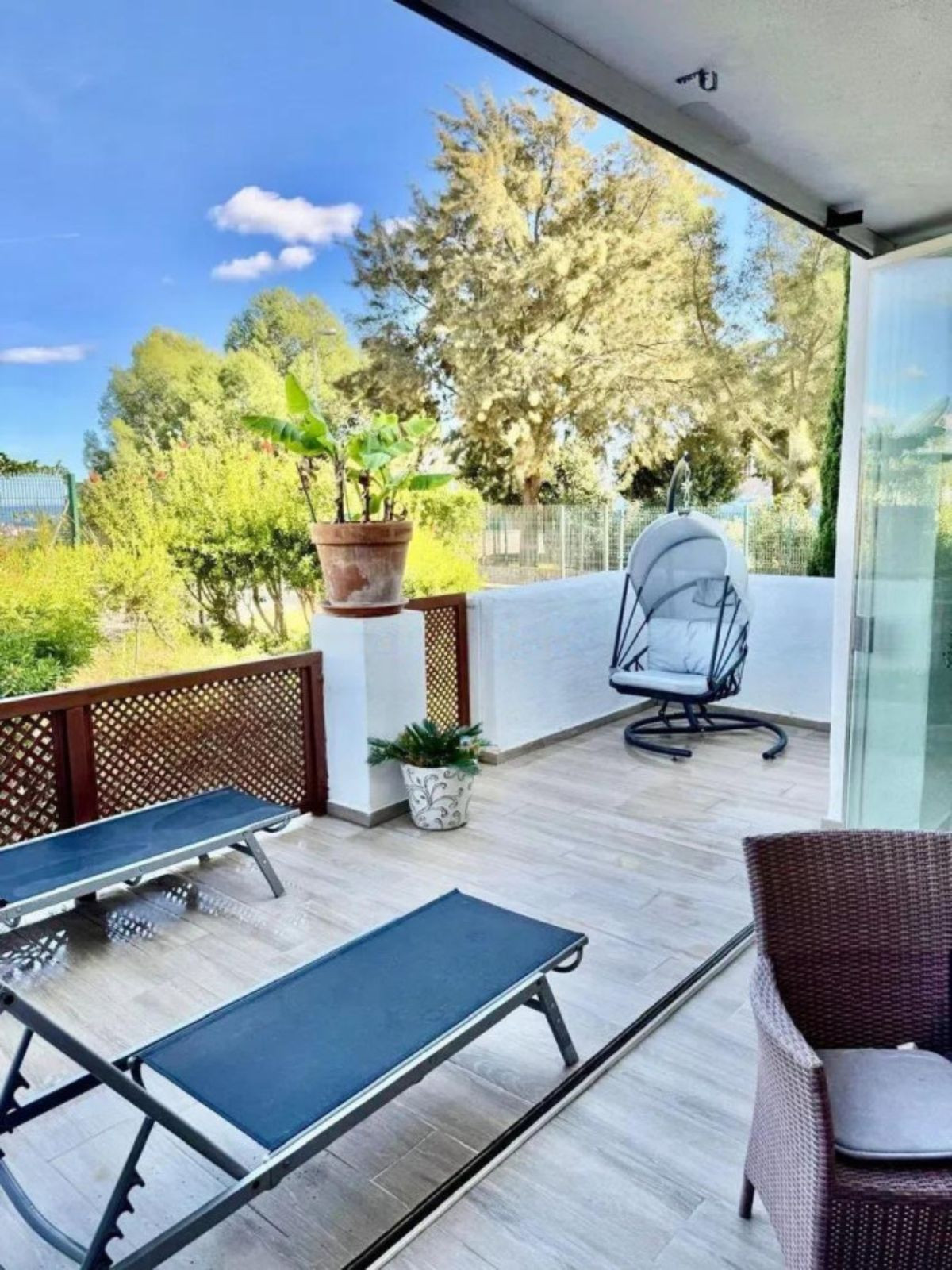 Se vende Apartamento Planta Baja de 2 dormitorios en Costa Del Sol, Málaga, España