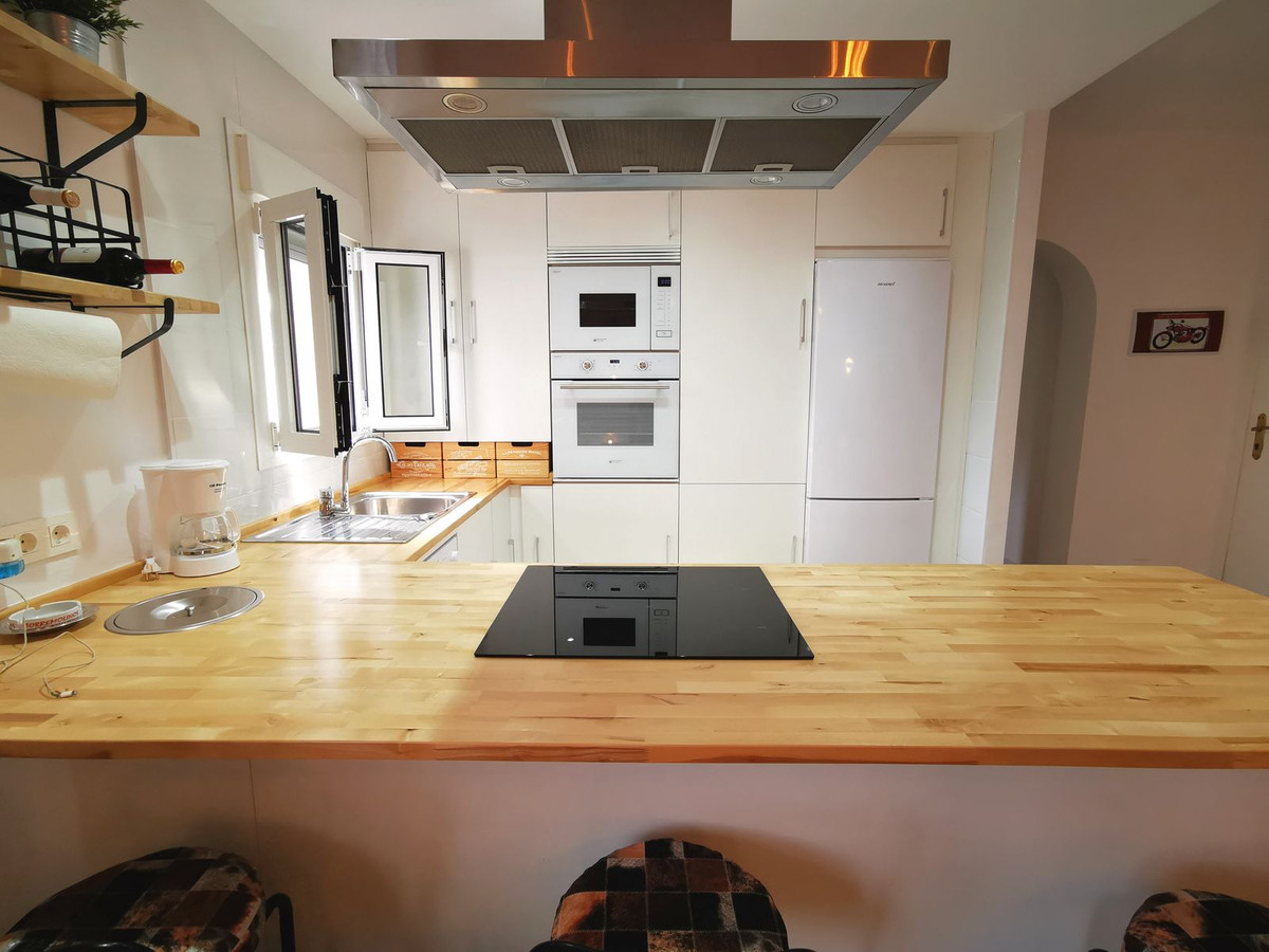2 Bed Apartment for sale in Benalmadena Costa Del Sol, Málaga, Spain