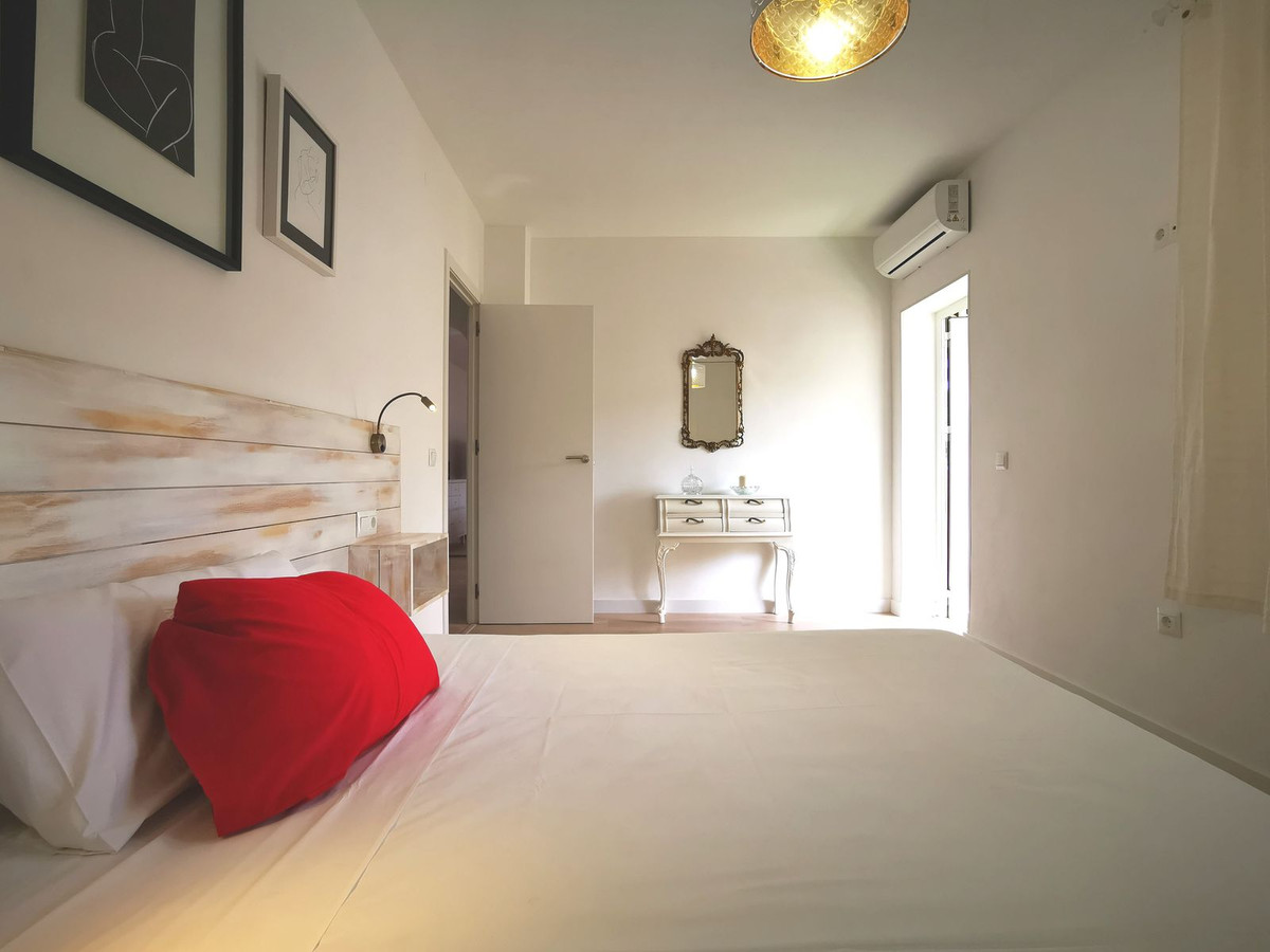 2 Bed Apartment for sale in Benalmadena Costa Del Sol, Málaga, Spain