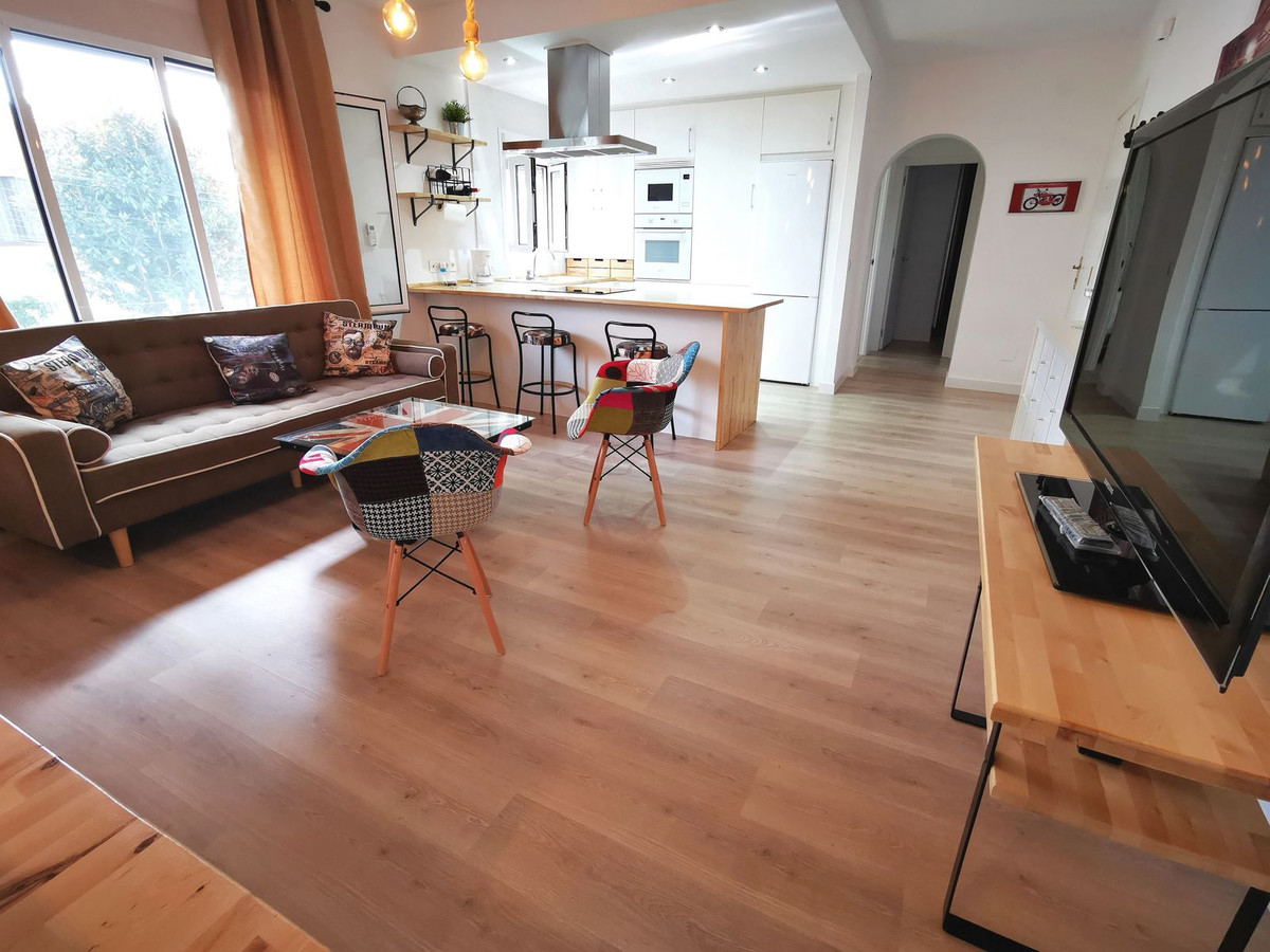 2 Bed Apartment for sale in Benalmadena Costa Del Sol, Málaga, Spain