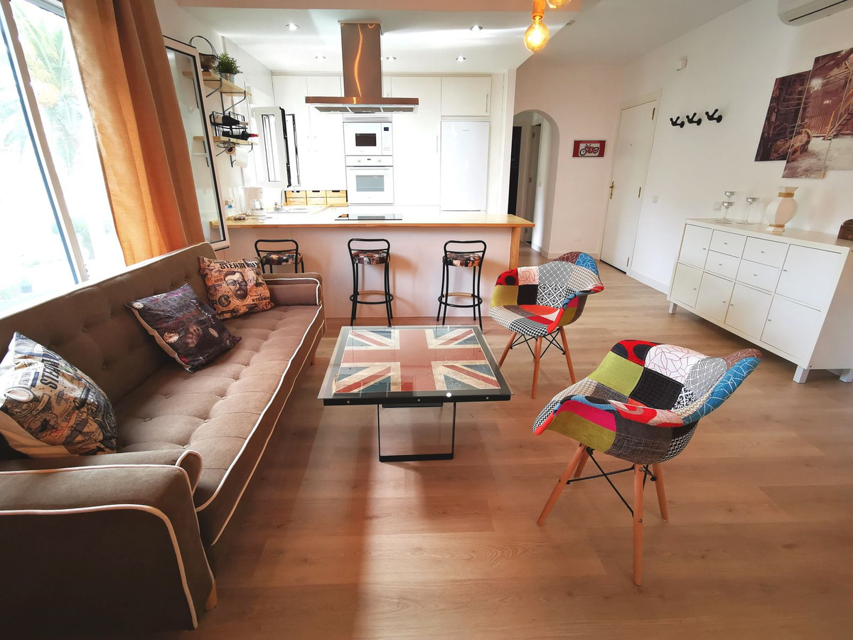 2 Bed Apartment for sale in Benalmadena Costa Del Sol, Málaga, Spain