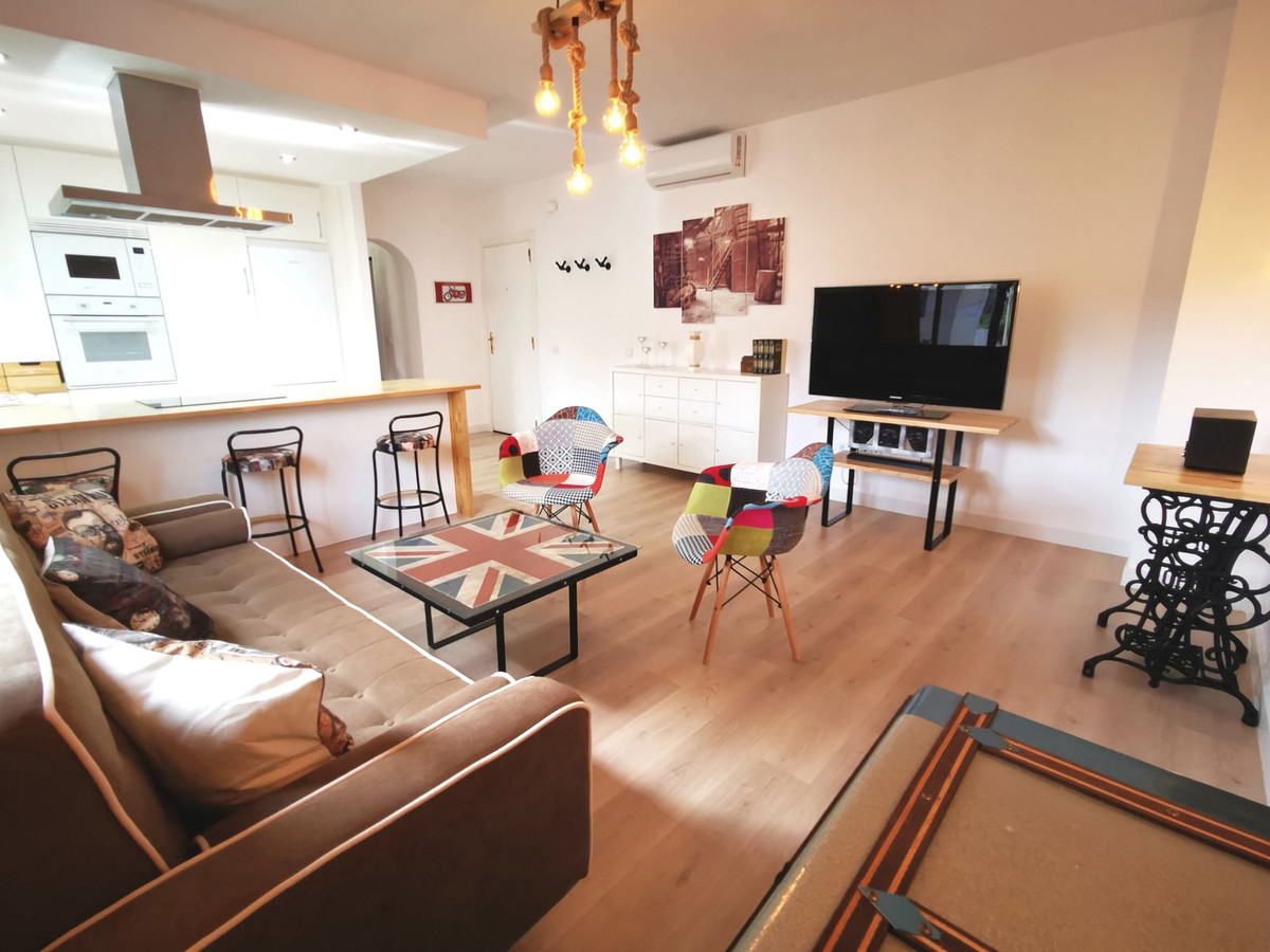 2 Bed Apartment for sale in Benalmadena Costa Del Sol, Málaga, Spain