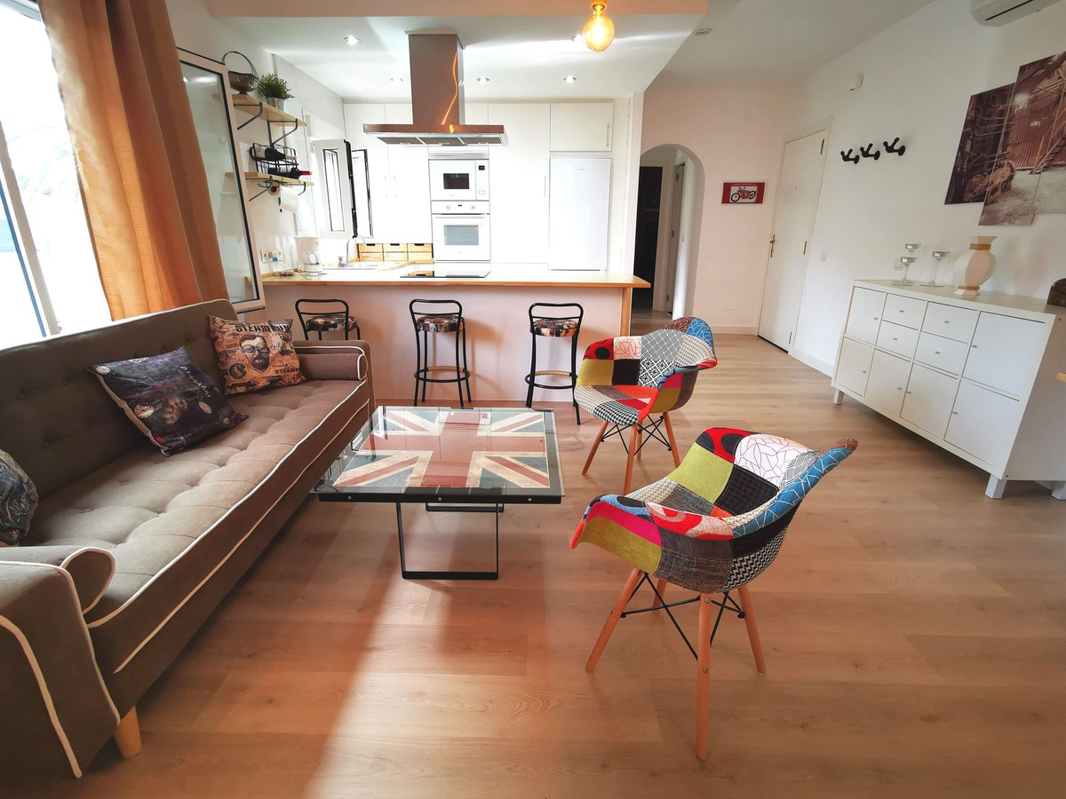 2 Bed Apartment for sale in Benalmadena Costa Del Sol, Málaga, Spain