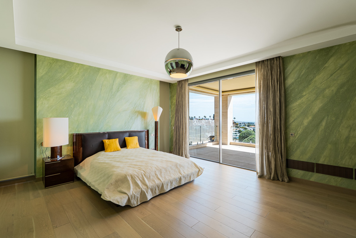 Se vende Villa - Chalet de 5 dormitorios en Costa Del Sol, Málaga, España
