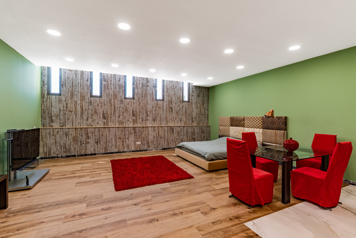 Se vende Villa - Chalet de 5 dormitorios en Costa Del Sol, Málaga, España