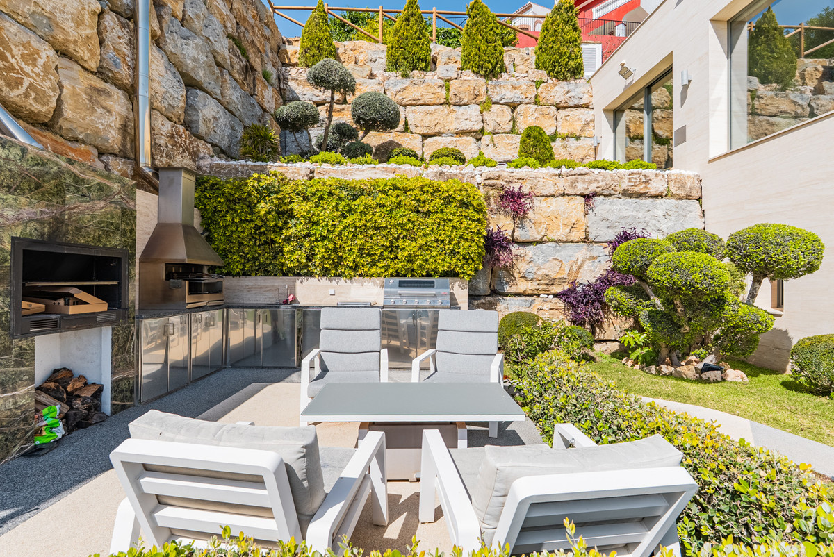 Se vende Villa - Chalet de 5 dormitorios en Costa Del Sol, Málaga, España
