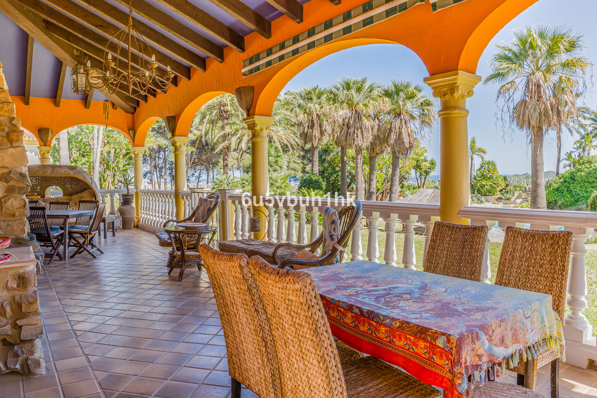 Se vende Villa - Chalet de 8 dormitorios en Costa Del Sol, Málaga, España
