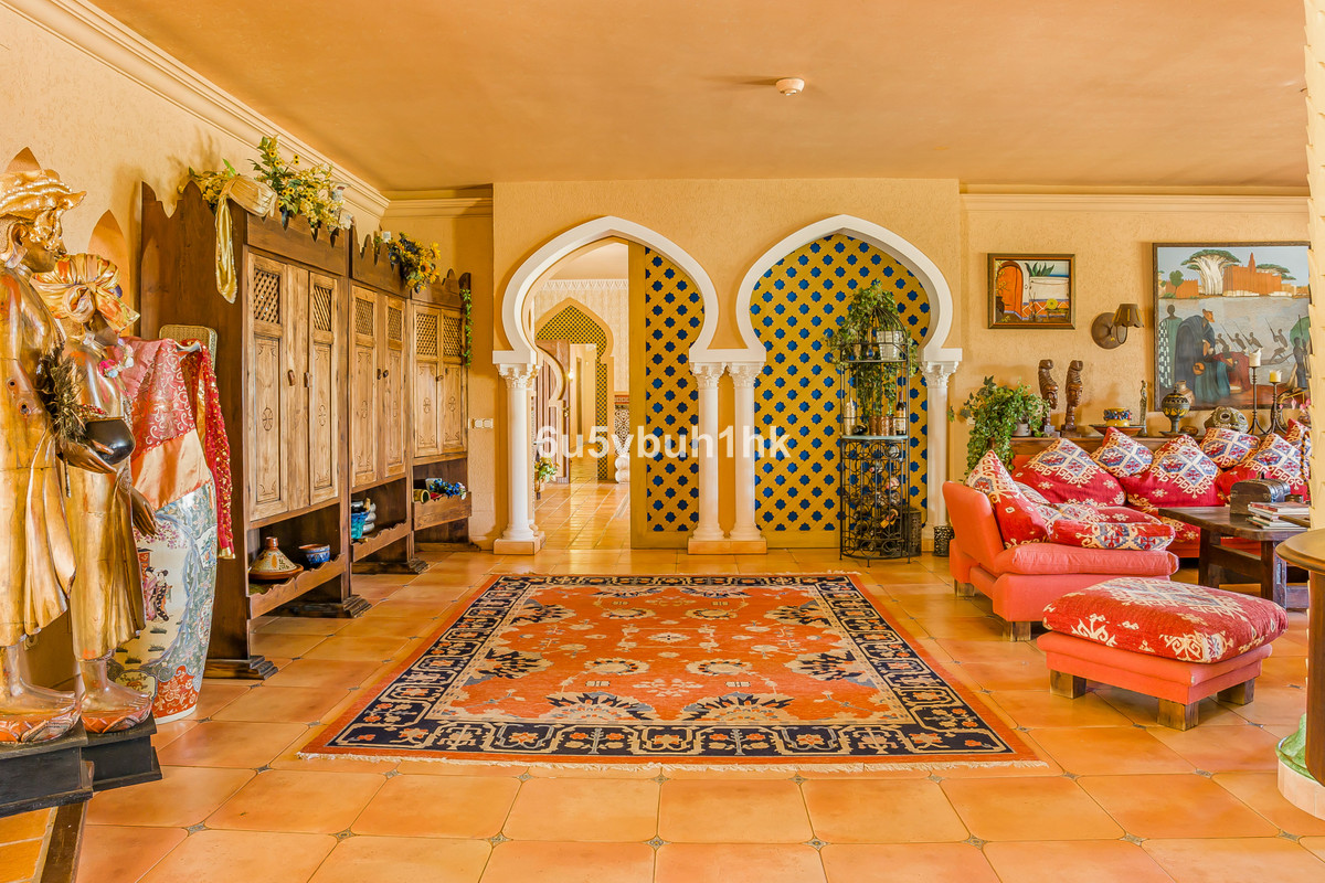 Se vende Villa - Chalet de 8 dormitorios en Costa Del Sol, Málaga, España