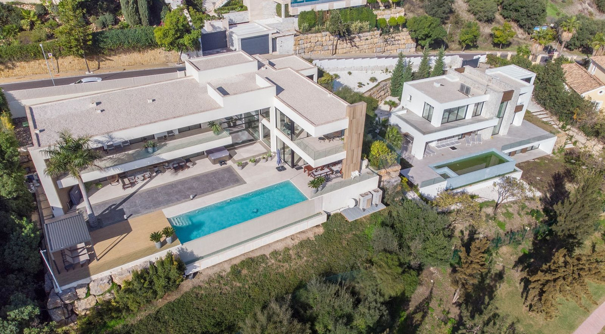 Se vende Villa - Chalet de 5 dormitorios en Costa Del Sol, Málaga, España