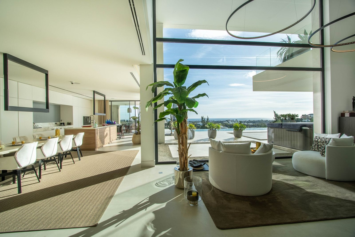 Se vende Villa - Chalet de 5 dormitorios en Costa Del Sol, Málaga, España
