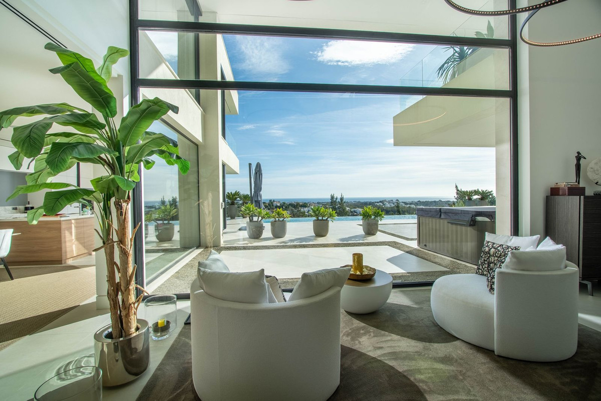 Se vende Villa - Chalet de 5 dormitorios en Costa Del Sol, Málaga, España