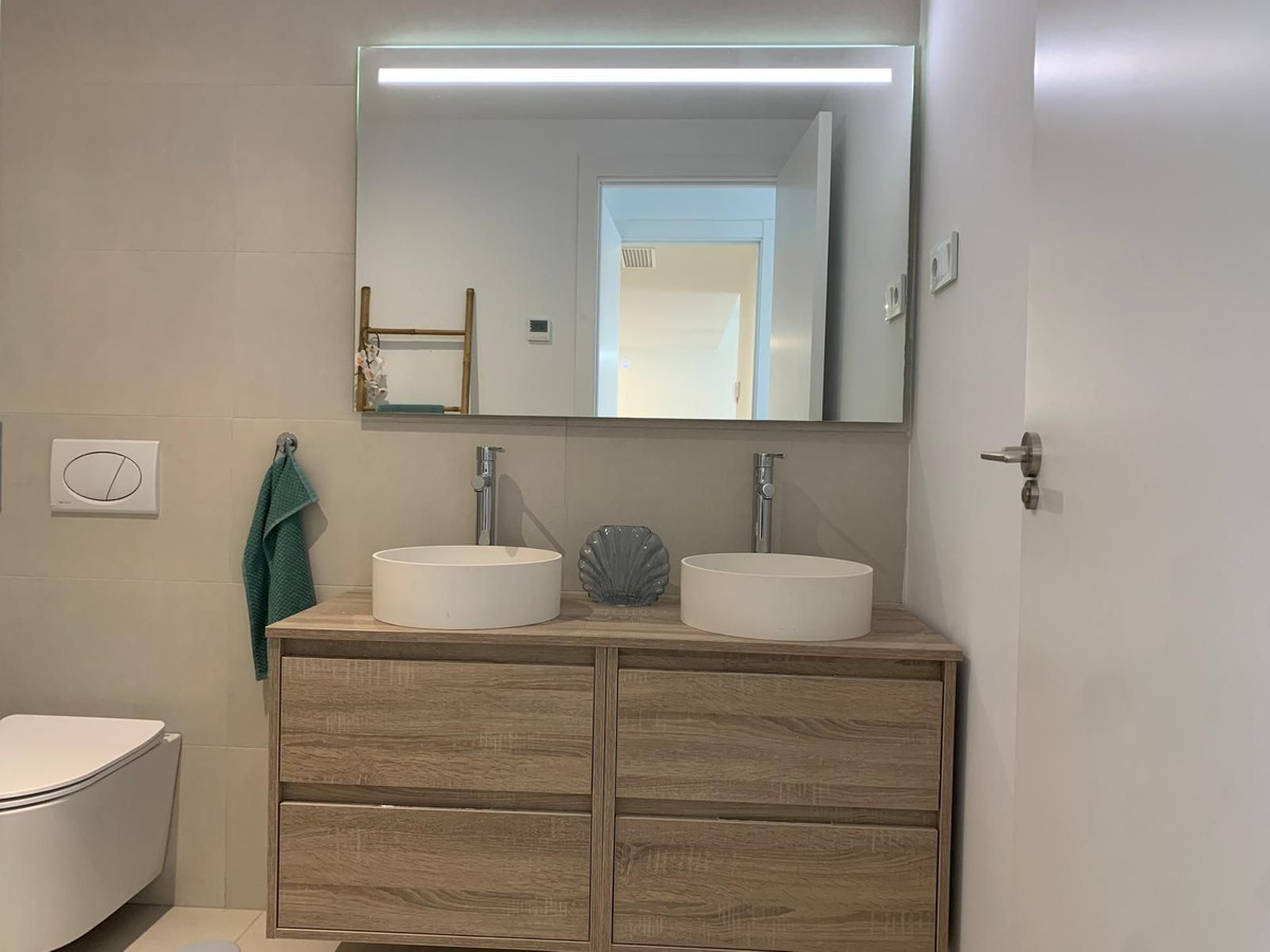 Se vende Apartamento Planta Baja de 2 dormitorios en Costa Del Sol, Málaga, España