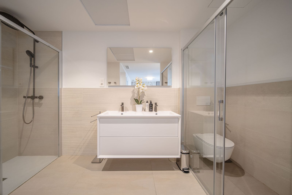 4 Bed Apartment for sale in Carvajal Costa Del Sol, Málaga, Spain