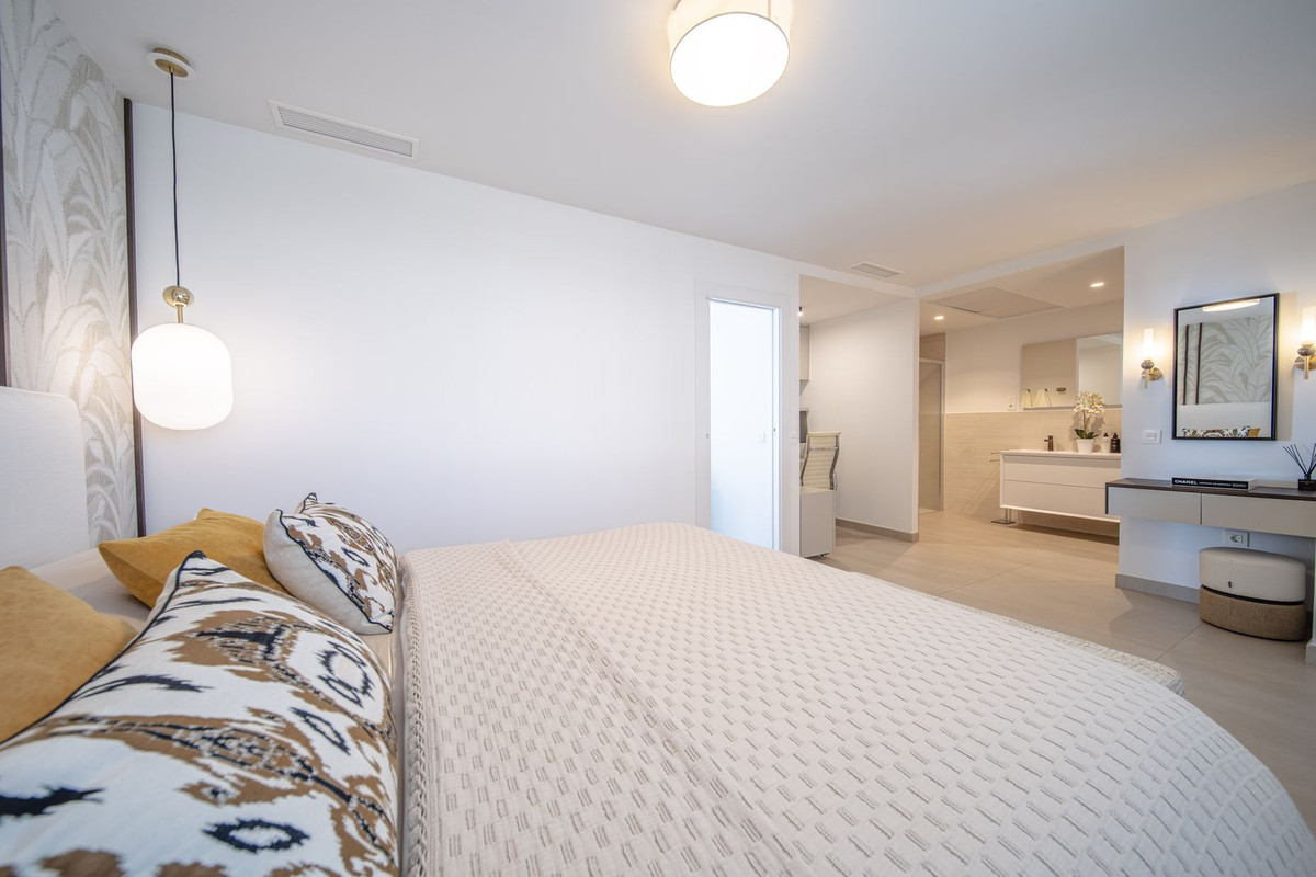 4 Bed Apartment for sale in Carvajal Costa Del Sol, Málaga, Spain