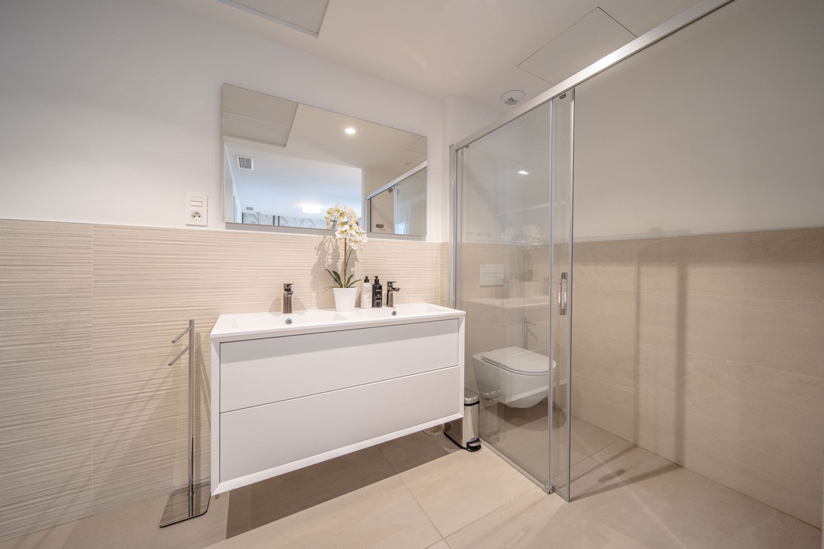 4 Bed Apartment for sale in Carvajal Costa Del Sol, Málaga, Spain