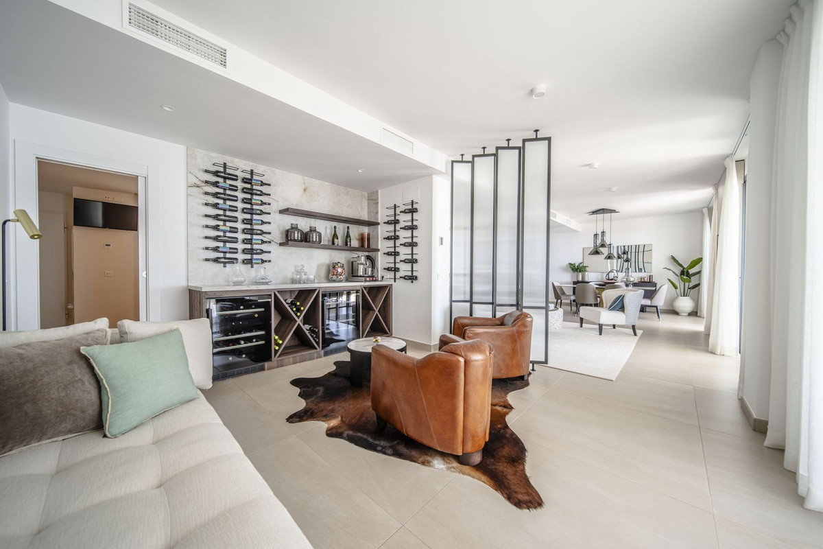 4 Bed Apartment for sale in Carvajal Costa Del Sol, Málaga, Spain