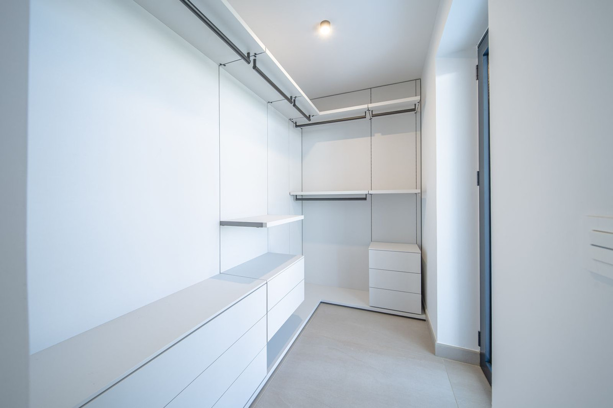 4 Bed Apartment for sale in Carvajal Costa Del Sol, Málaga, Spain