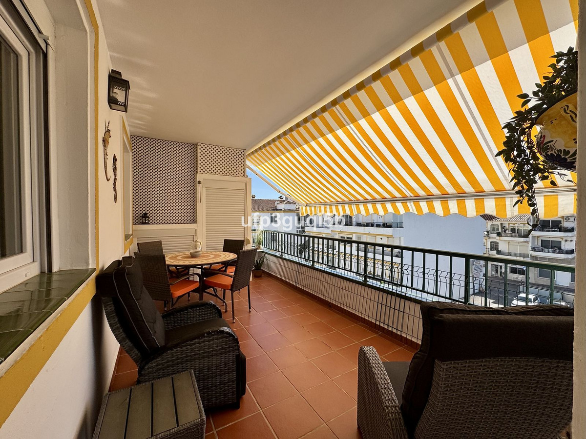 Se vende Apartamento en Planta Última de 2 dormitorios en Costa Del Sol, Málaga, España