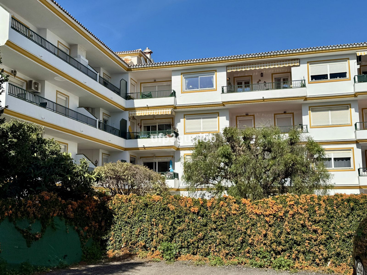 Se vende Apartamento en Planta Última de 2 dormitorios en Costa Del Sol, Málaga, España