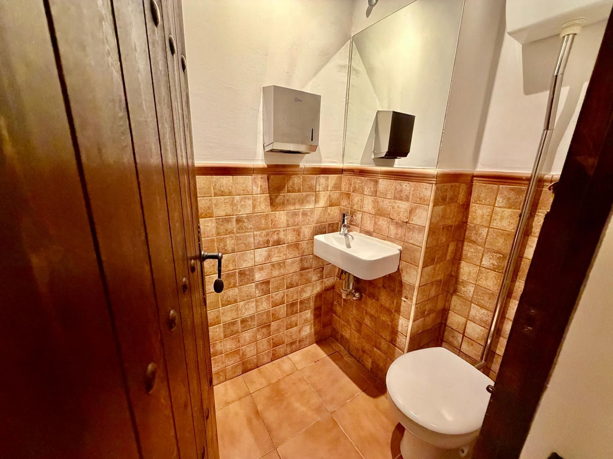 Se vende Café de 6 dormitorios en Costa Del Sol, Málaga, España