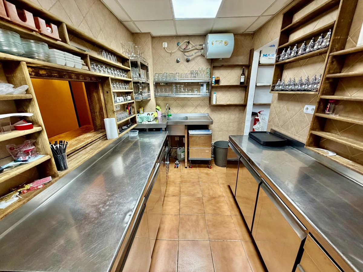 Se vende Café de 6 dormitorios en Costa Del Sol, Málaga, España