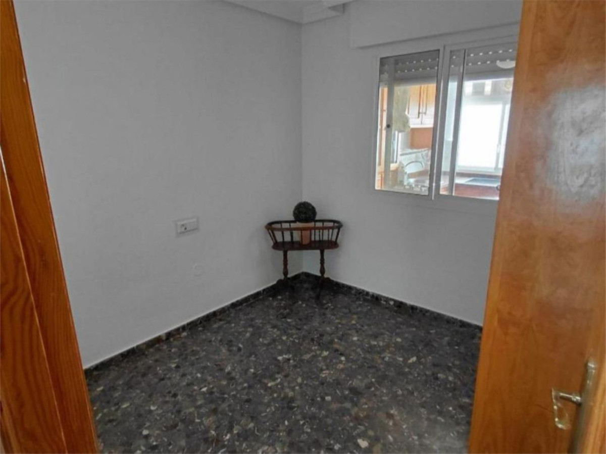 3 Bed Apartment for sale in Estepona Costa Del Sol, Málaga, Spain