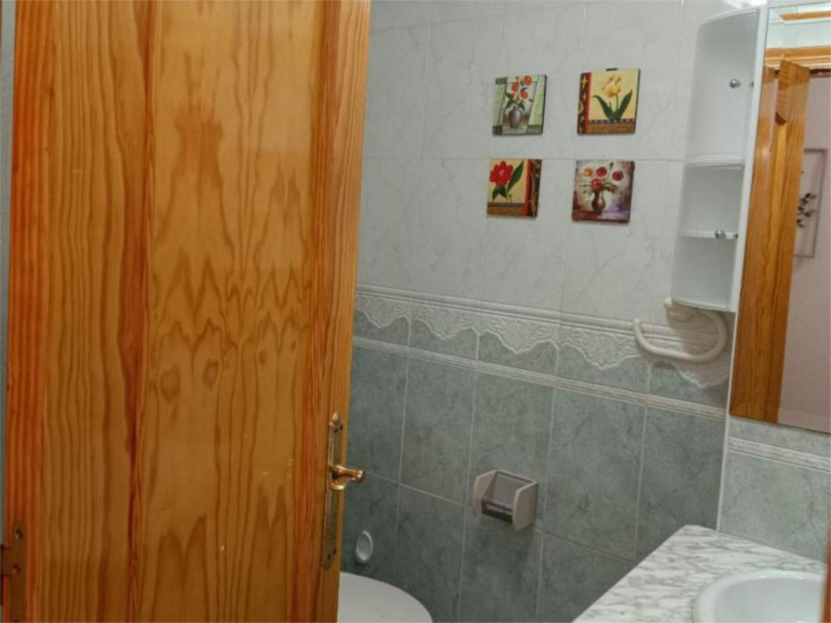 3 Bed Apartment for sale in Estepona Costa Del Sol, Málaga, Spain