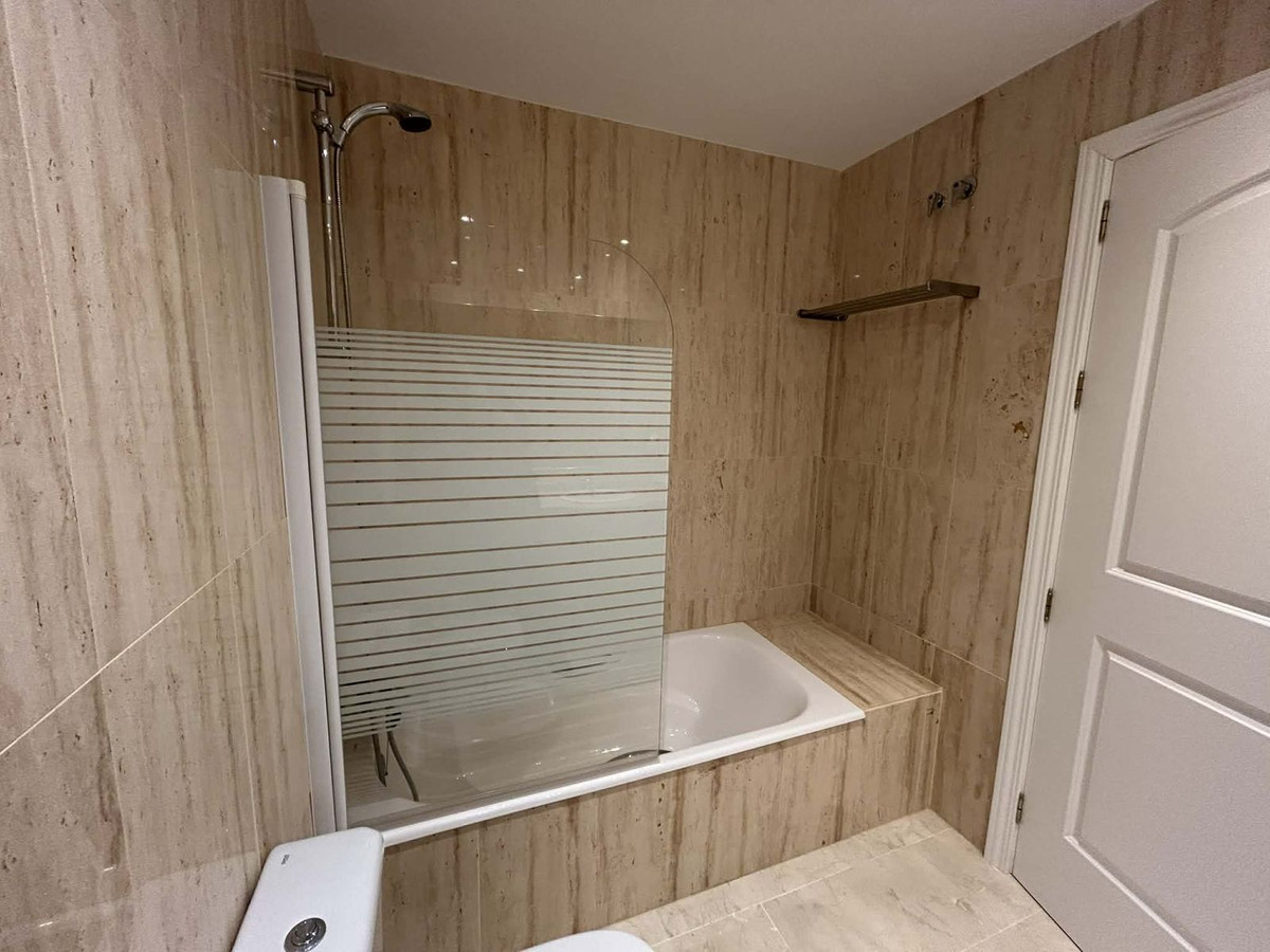 2 Bed Apartment for sale in Elviria Costa Del Sol, Málaga, Spain
