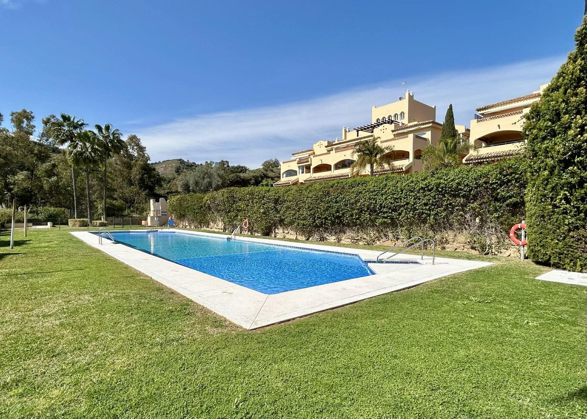 2 Bed Apartment for sale in Elviria Costa Del Sol, Málaga, Spain