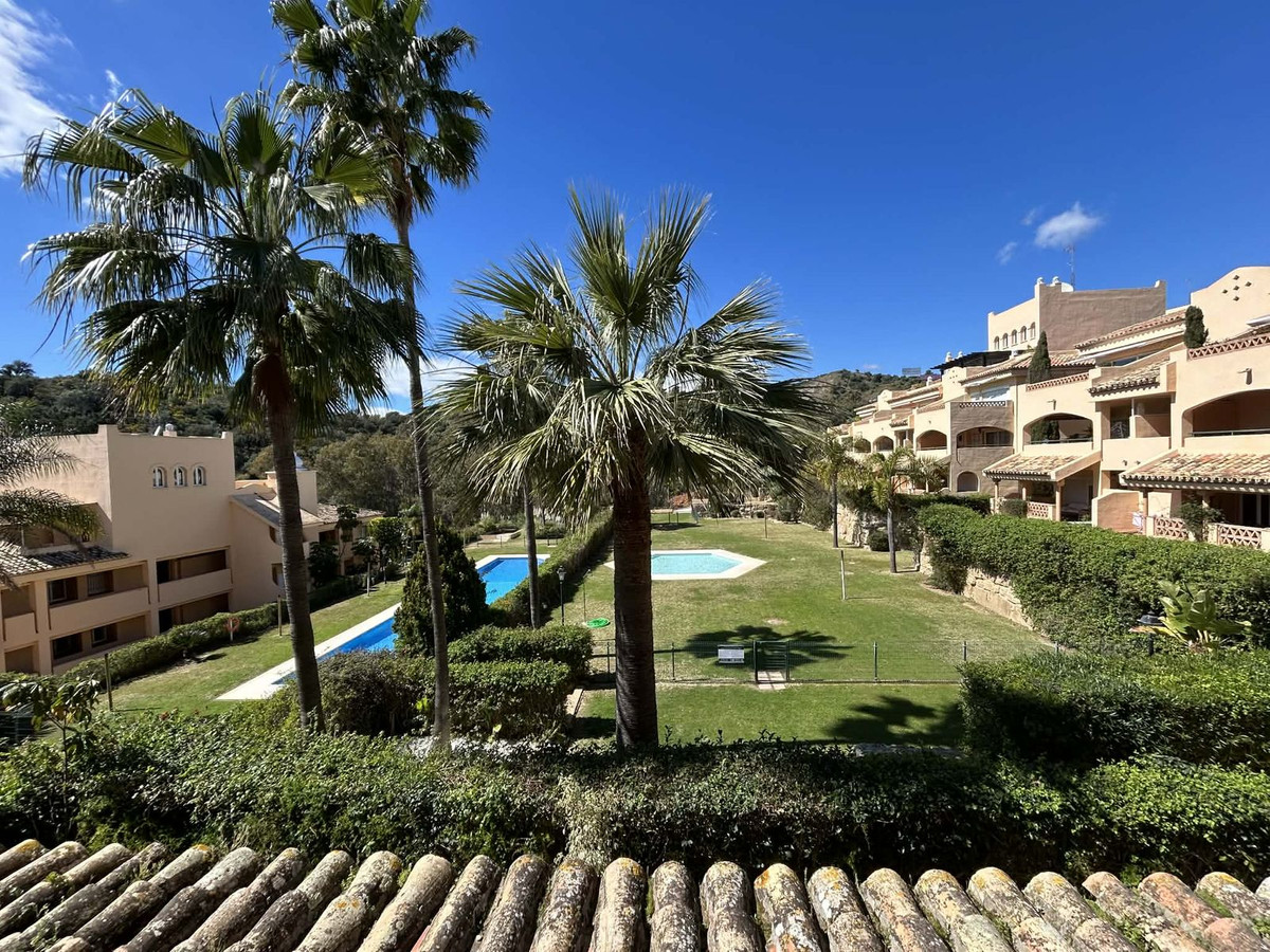 2 Bed Apartment for sale in Elviria Costa Del Sol, Málaga, Spain