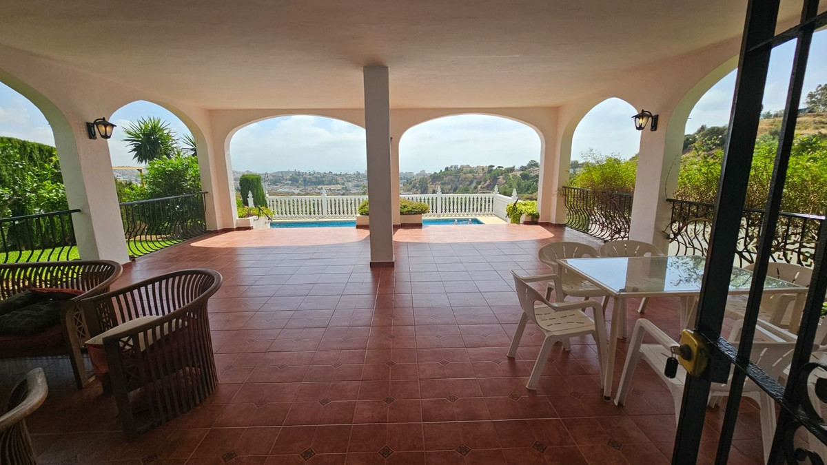 4 Bed Townhouse for sale in Mijas Costa Costa Del Sol, Málaga, Spain