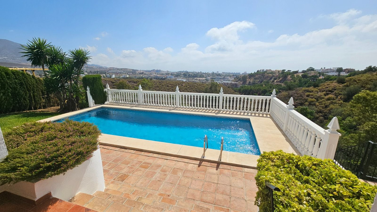 4 Bed Townhouse for sale in Mijas Costa Costa Del Sol, Málaga, Spain