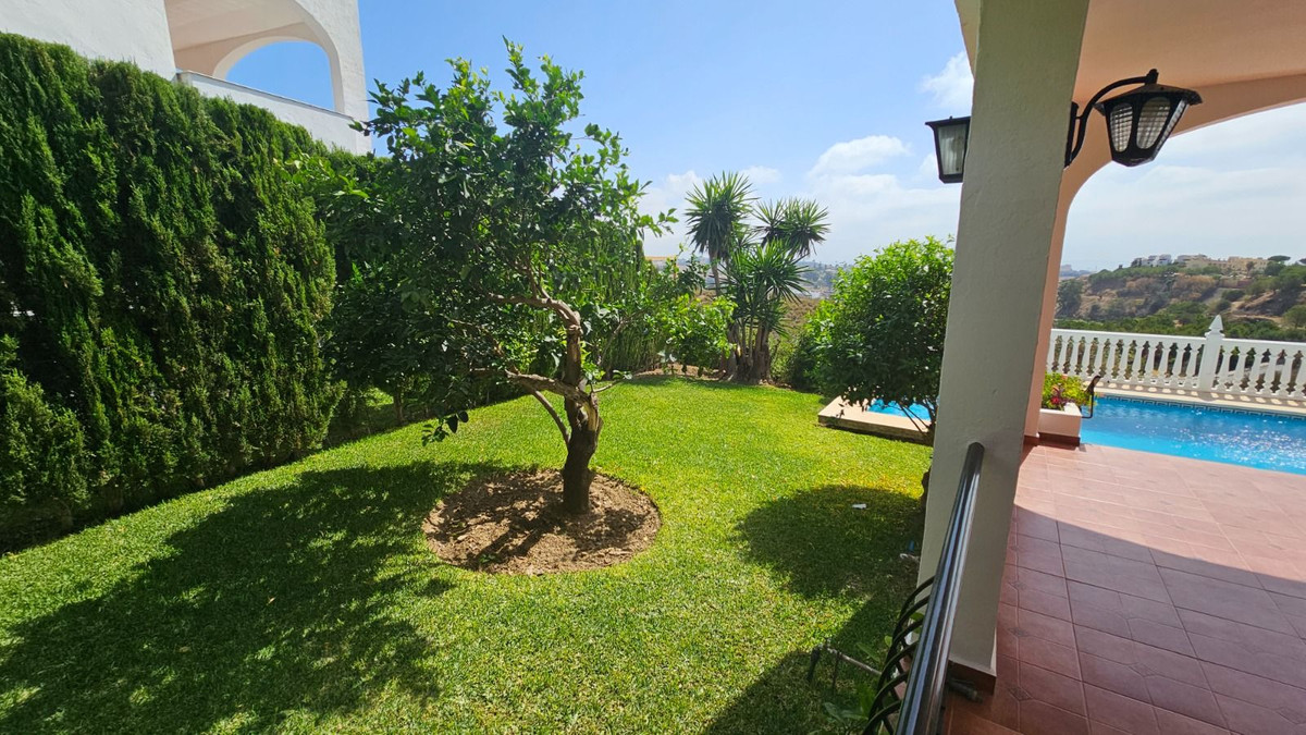 4 Bed Townhouse for sale in Mijas Costa Costa Del Sol, Málaga, Spain