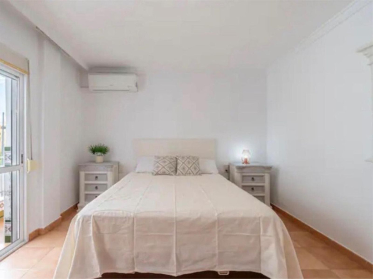 3 Bed Apartment for sale in San Pedro De Alcántara Costa Del Sol, Málaga, Spain