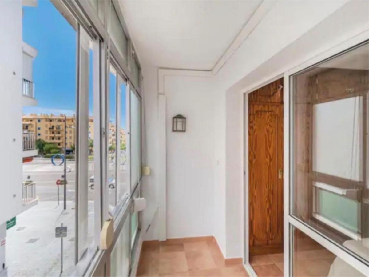 3 Bed Apartment for sale in San Pedro De Alcántara Costa Del Sol, Málaga, Spain