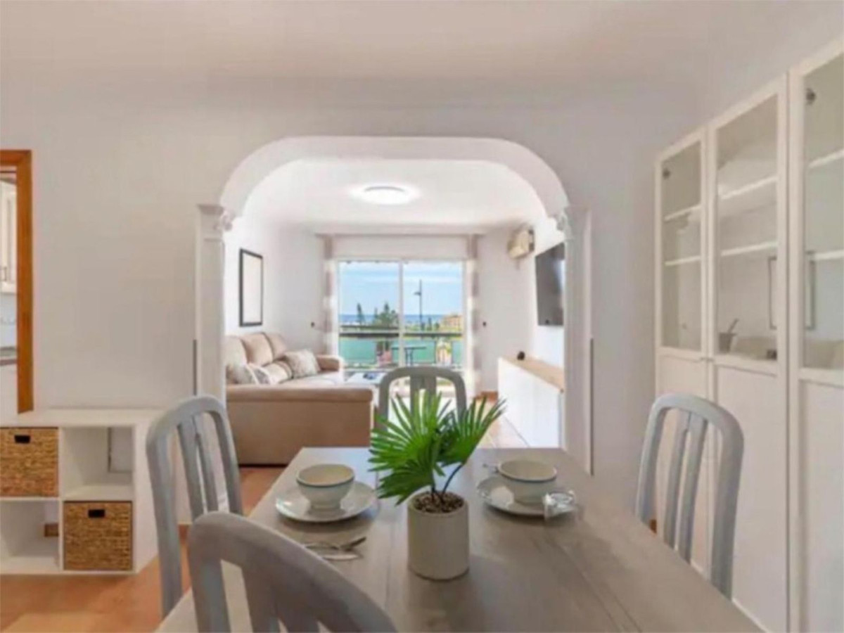 3 Bed Apartment for sale in San Pedro De Alcántara Costa Del Sol, Málaga, Spain
